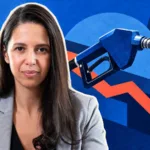 Illustration de Naïma Moutchou sur fond bleu, avec un pistolet de carburant et une flèche descendante symbolisant l’annonce d’une baisse du gazole.